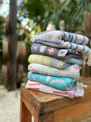 Ramus & Co. Turkish beach towels are woven with ultra-long cotton fibers sourced from the Aegean region of Turkey. Larger than the standard beach towel. Incredibly lightweight and easy to carry – the perfect accessory for your next adventure.